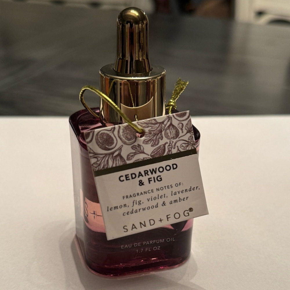 Sand + Fog Cedarwood & Fig Perfume. NWT